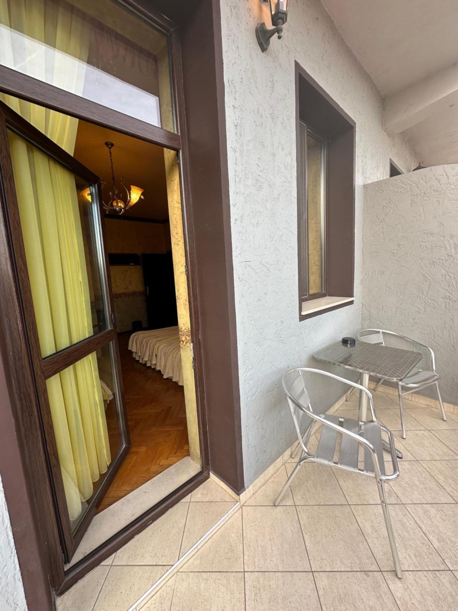 Guesthouse Petra Veliko Tărnovo Esterno foto