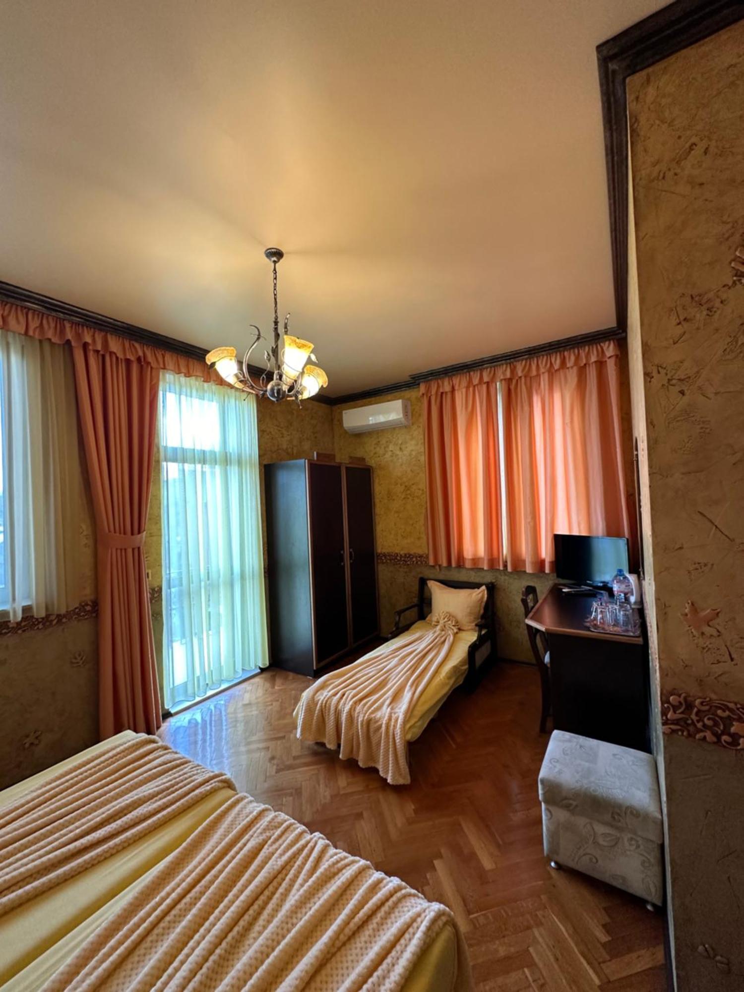 Guesthouse Petra Veliko Tărnovo Esterno foto