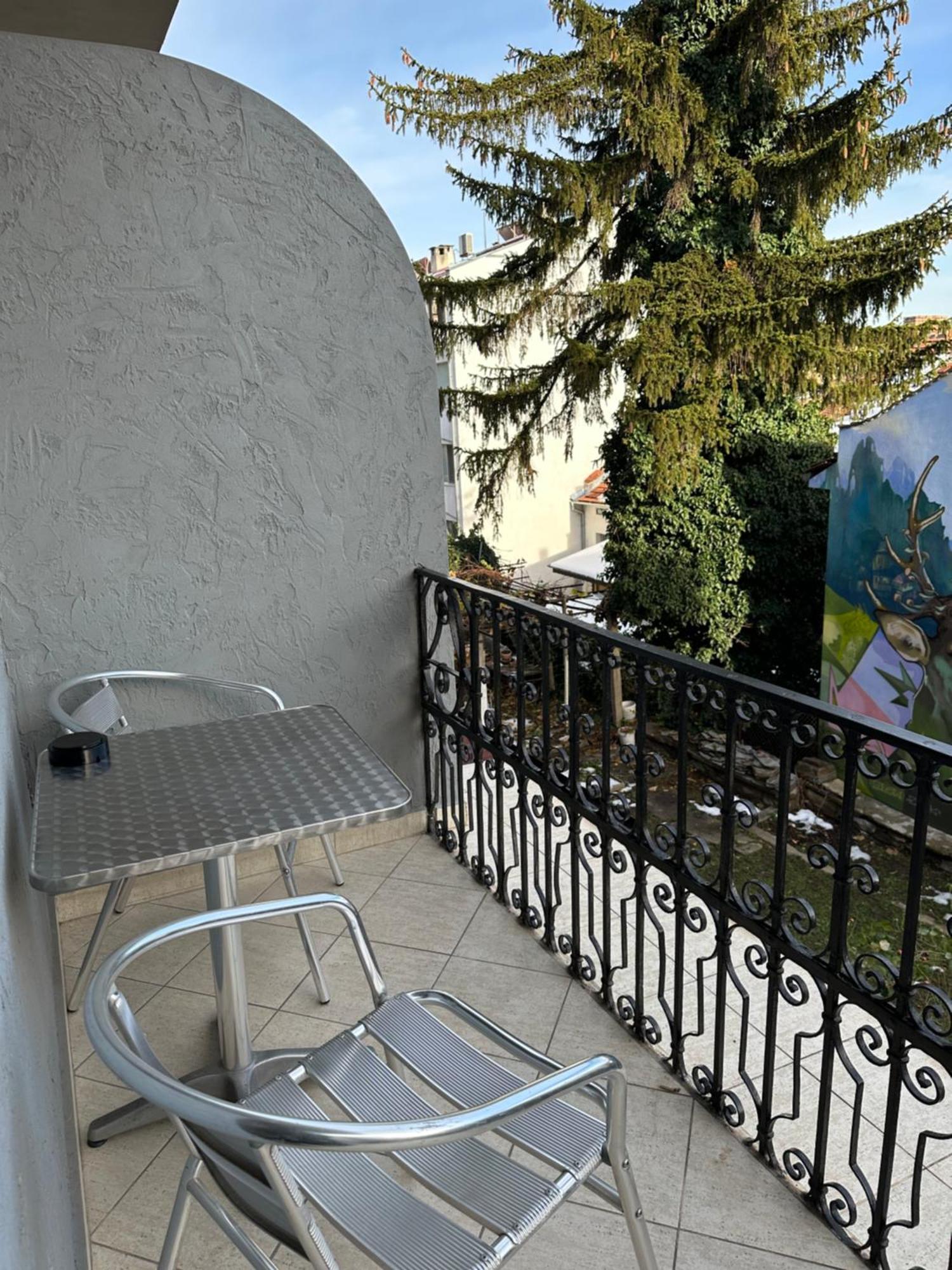 Guesthouse Petra Veliko Tărnovo Esterno foto