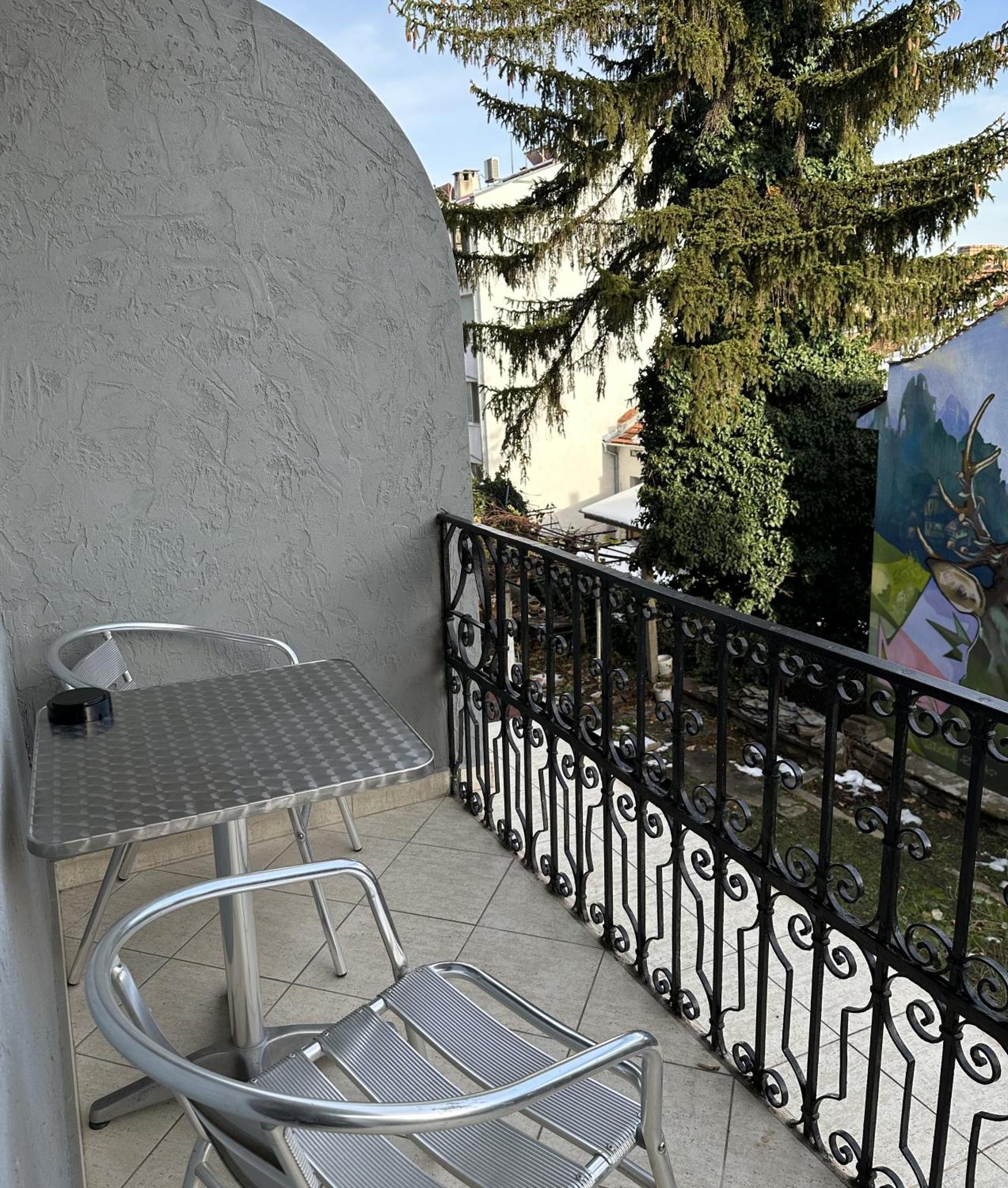 Guesthouse Petra Veliko Tărnovo Esterno foto