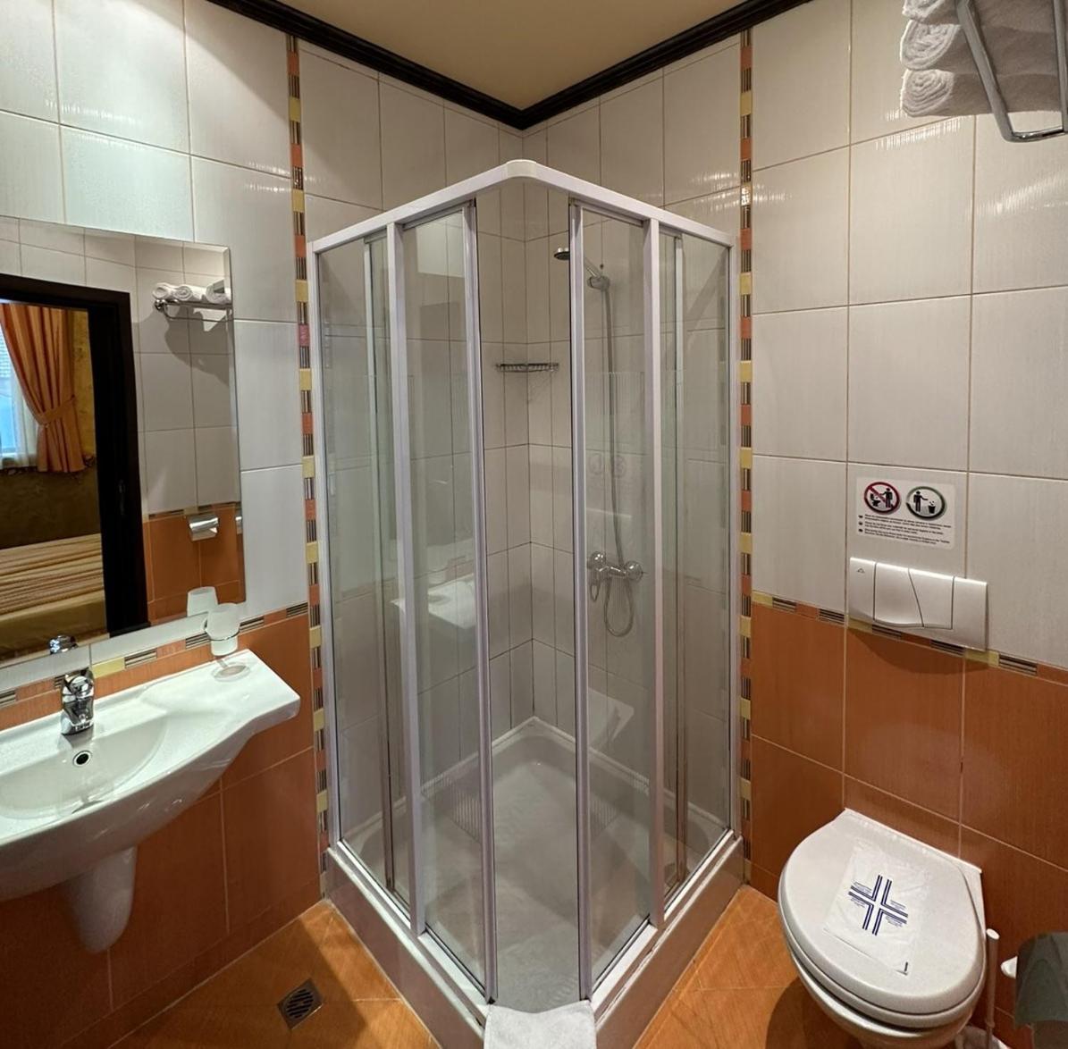 Guesthouse Petra Veliko Tărnovo Esterno foto