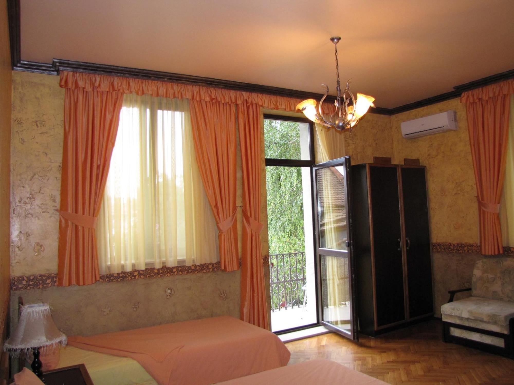 Guesthouse Petra Veliko Tărnovo Esterno foto