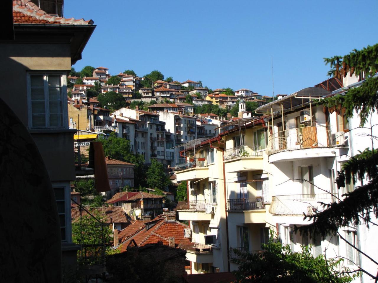 Guesthouse Petra Veliko Tărnovo Esterno foto